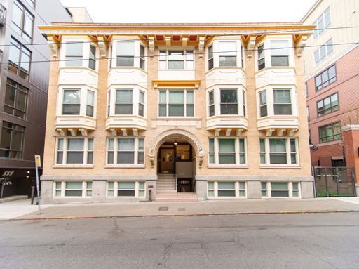 The Goldie Apartments